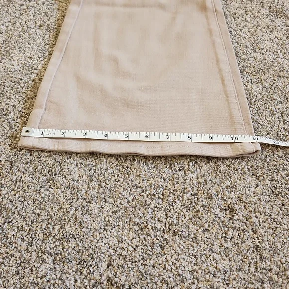 Judy Blue Jeans - Picture 4 of 10